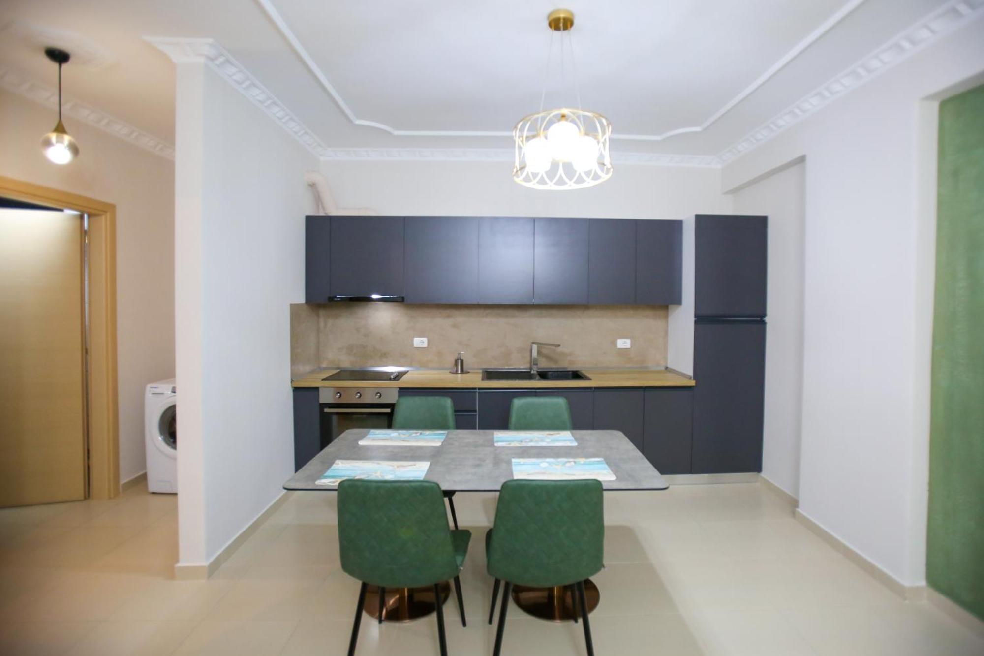 Oasis Residence Vlorë Buitenkant foto